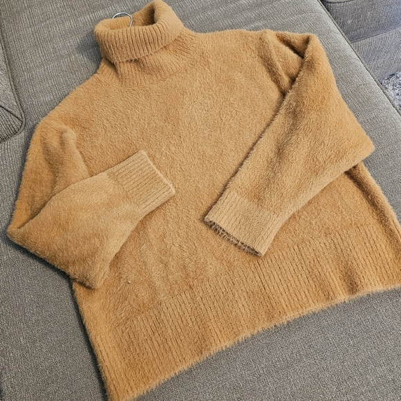 Calia by Carrie Underwood Cozy Tan Brown Comfy Turtleneck Sweater Size Medium - Picture 2 of 5
